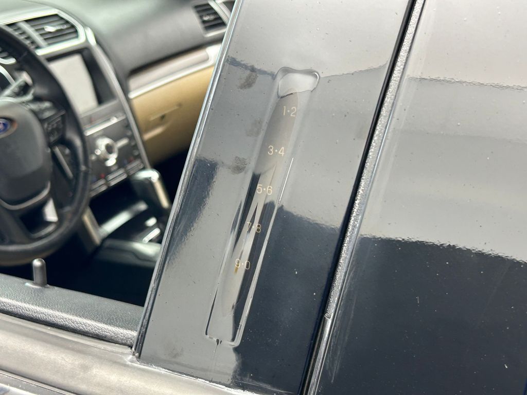 Used 2017 Shadow Black Ford Limited image 35