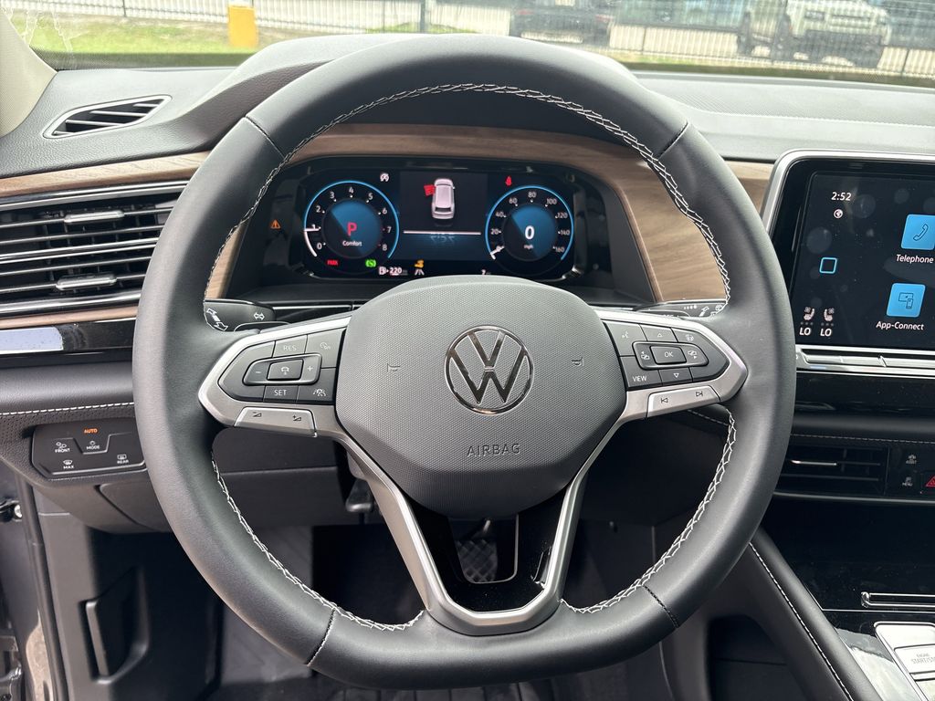 New 2025 Gray Volkswagen 2.0T SE w/Technology image 13