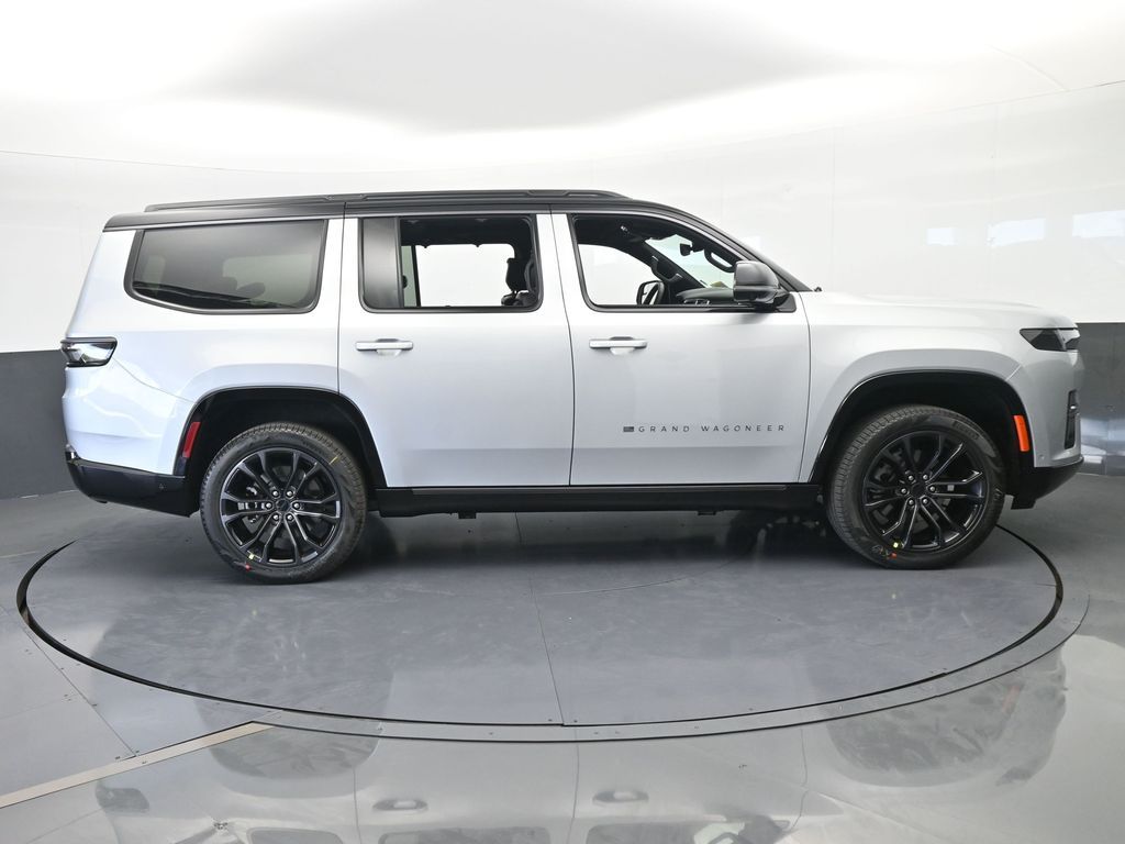 New 2026 Silver Zynith Jeep Summit Obsidian image 7