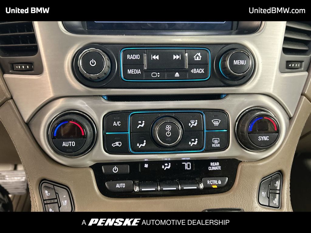 Thumbnail: 2019 GMC Yukon XL - 19