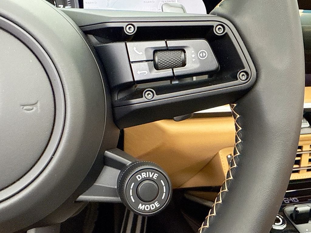 Thumbnail: 2024 Porsche 911 - 23