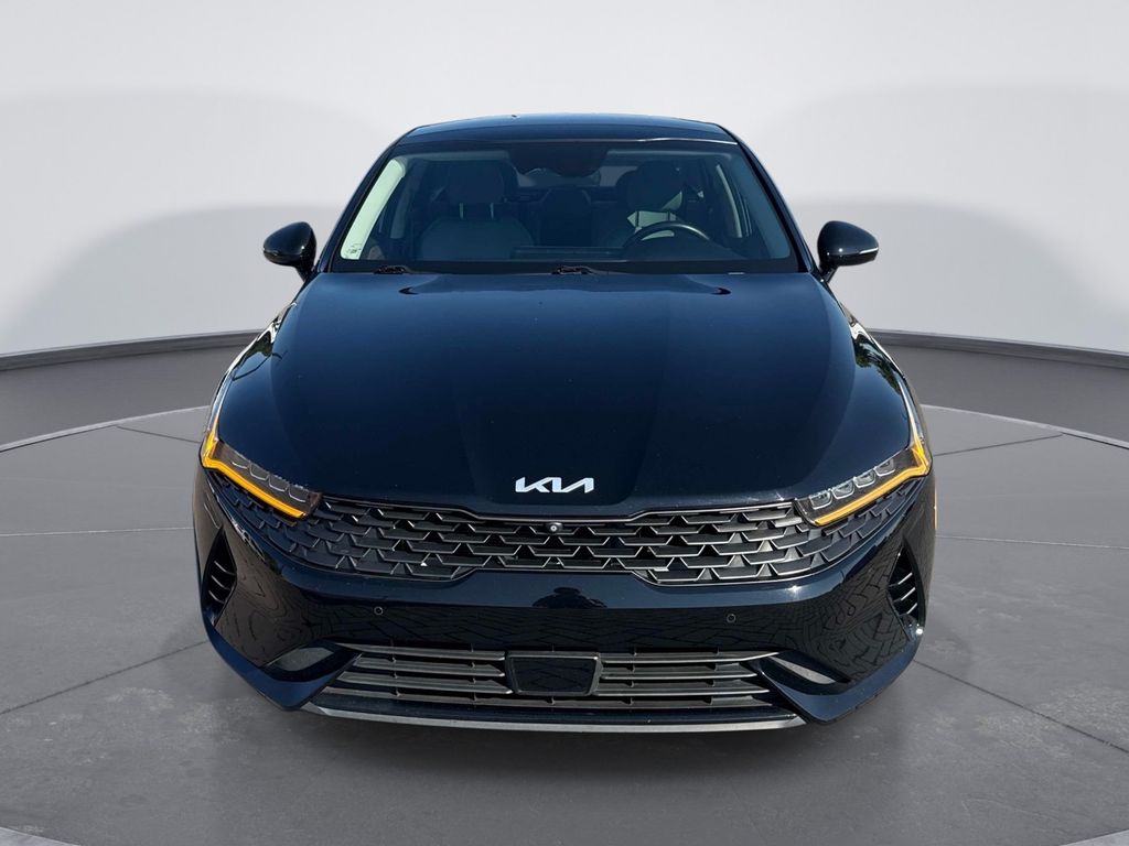 Used 2022 Black Kia EX image 2