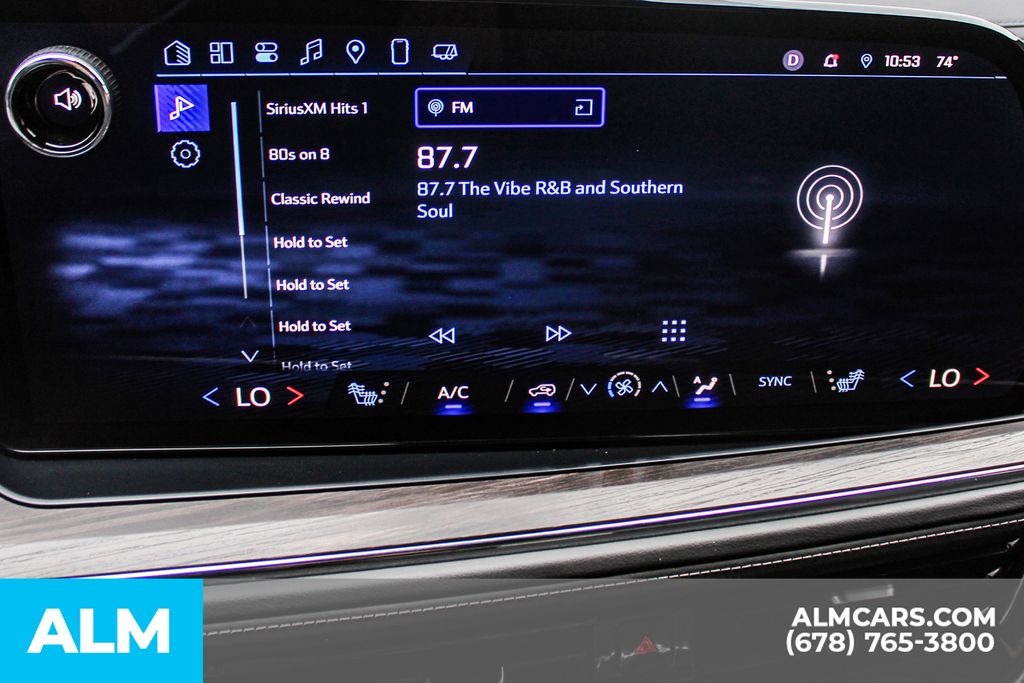 Used 2025 White Chevrolet LT image 35