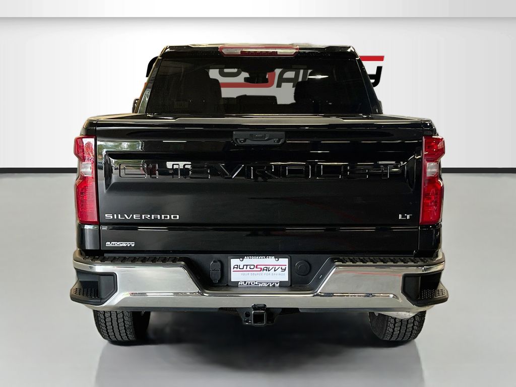 Used 2025 Black Chevrolet LT image 6