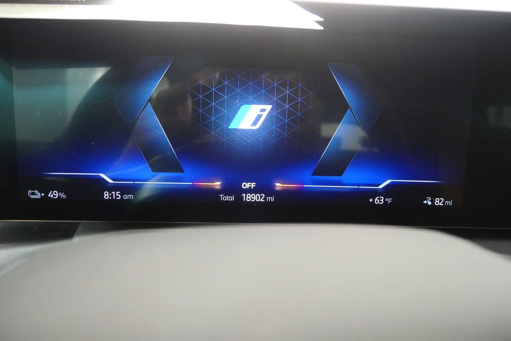 2024 BMW i4 eDrive35 23
