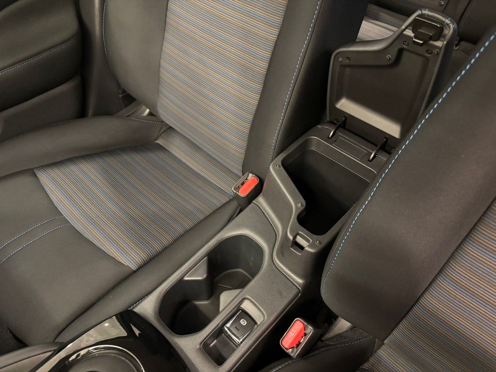 2023 Nissan Leaf SV Plus