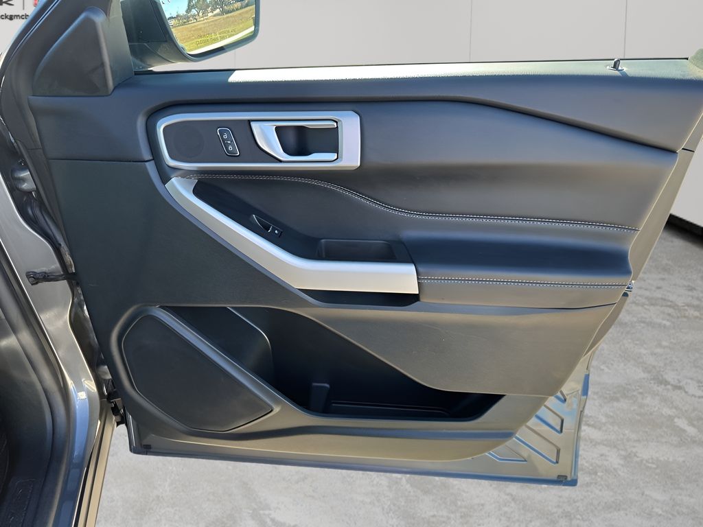 Used Car 2023 Ford Explorer  Xlt For Sale Under $30,000 In Austin, Texas