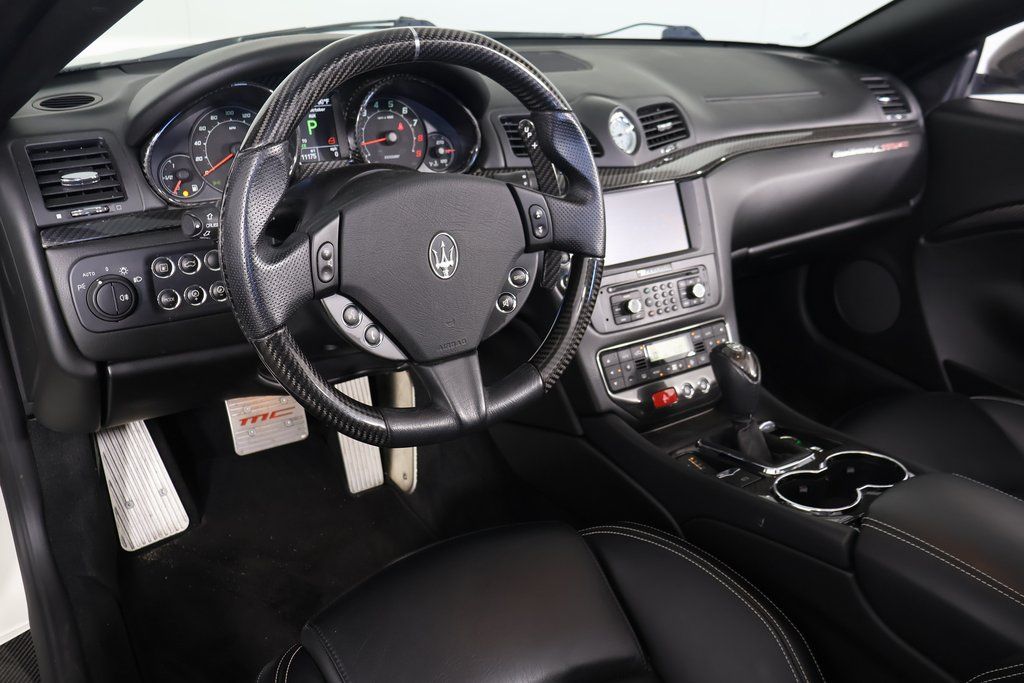 Thumbnail: 2013 Maserati GranTurismo - 9