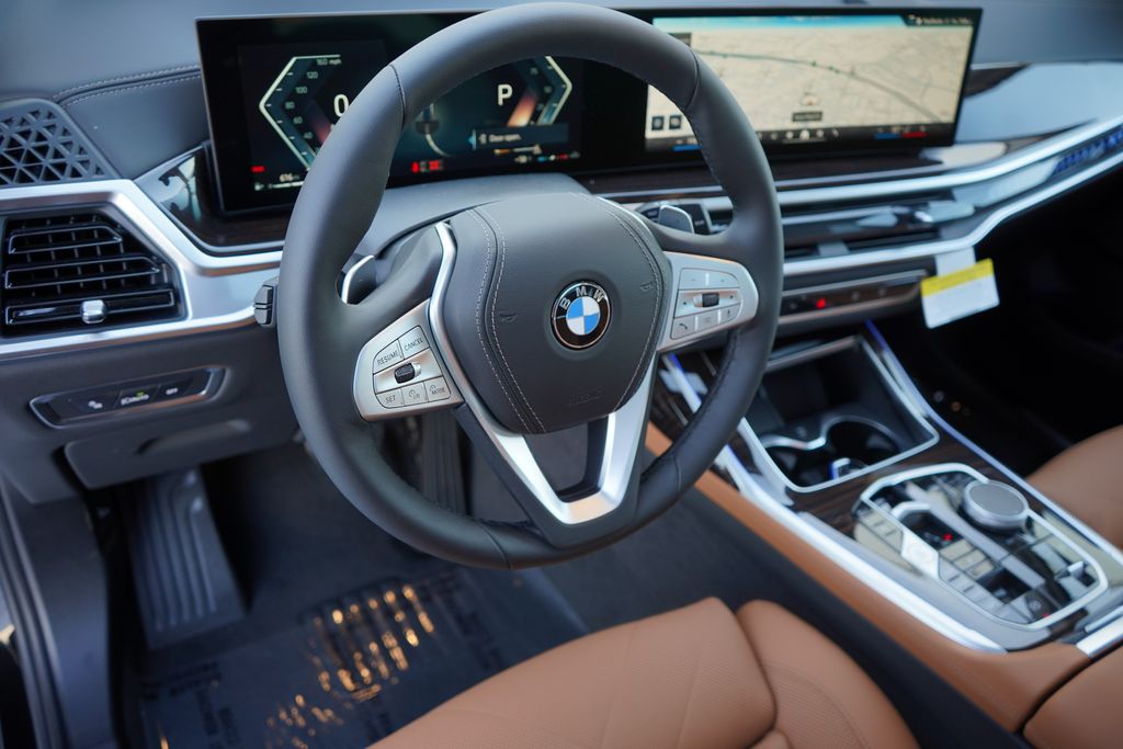 2024 BMW X7 xDrive40i 14