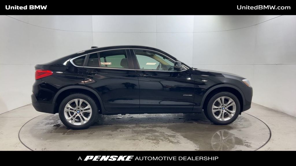 Thumbnail: 2017 BMW X4 - 9