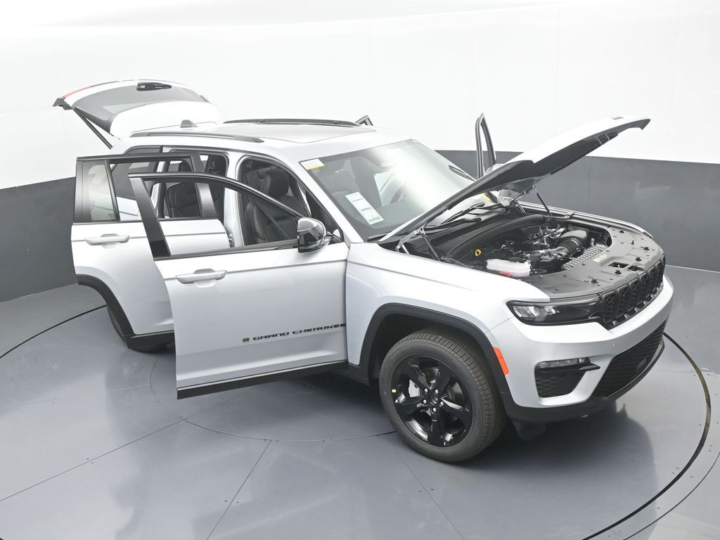 New 2025 Silver Zynith Jeep Limited image 65