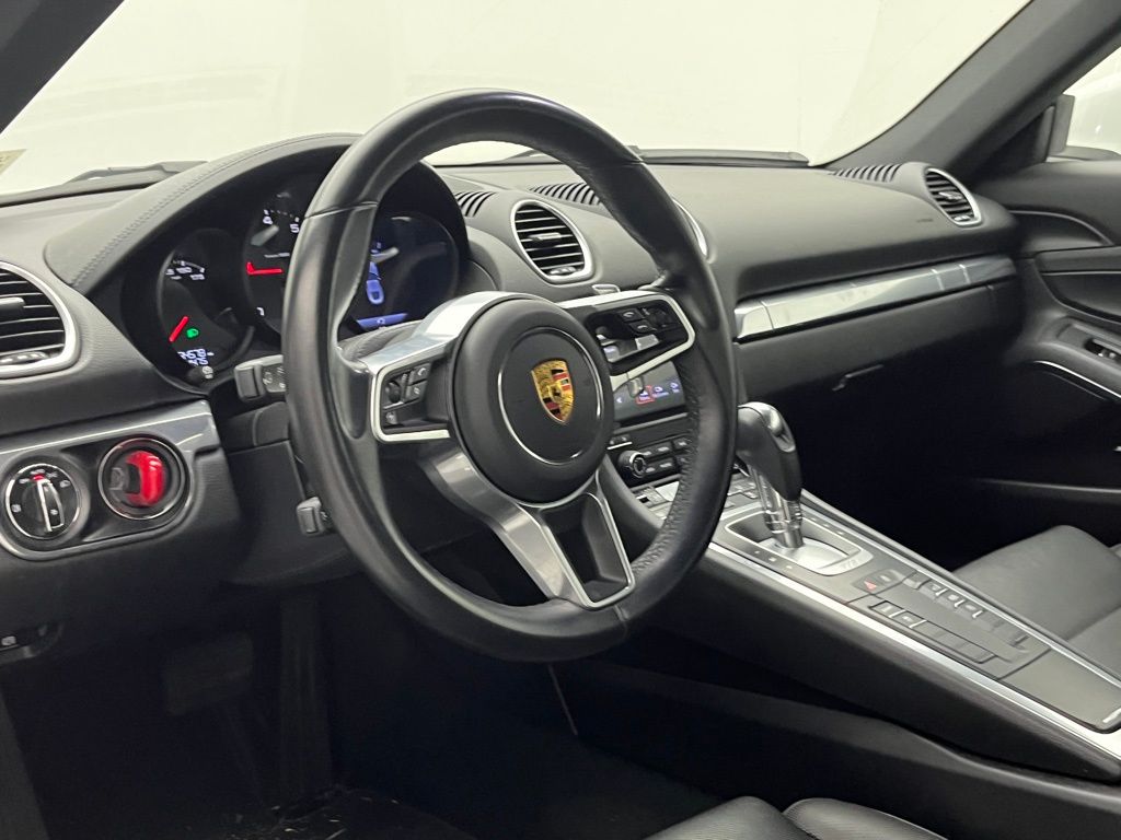Thumbnail: 2022 Porsche 718 Cayman - 4