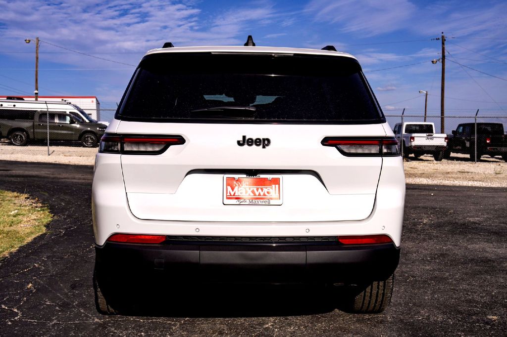 New Car 2025 Jeep Grand Cherokee L  Altitude For Sale Under $50,000 In Taylor, Texas