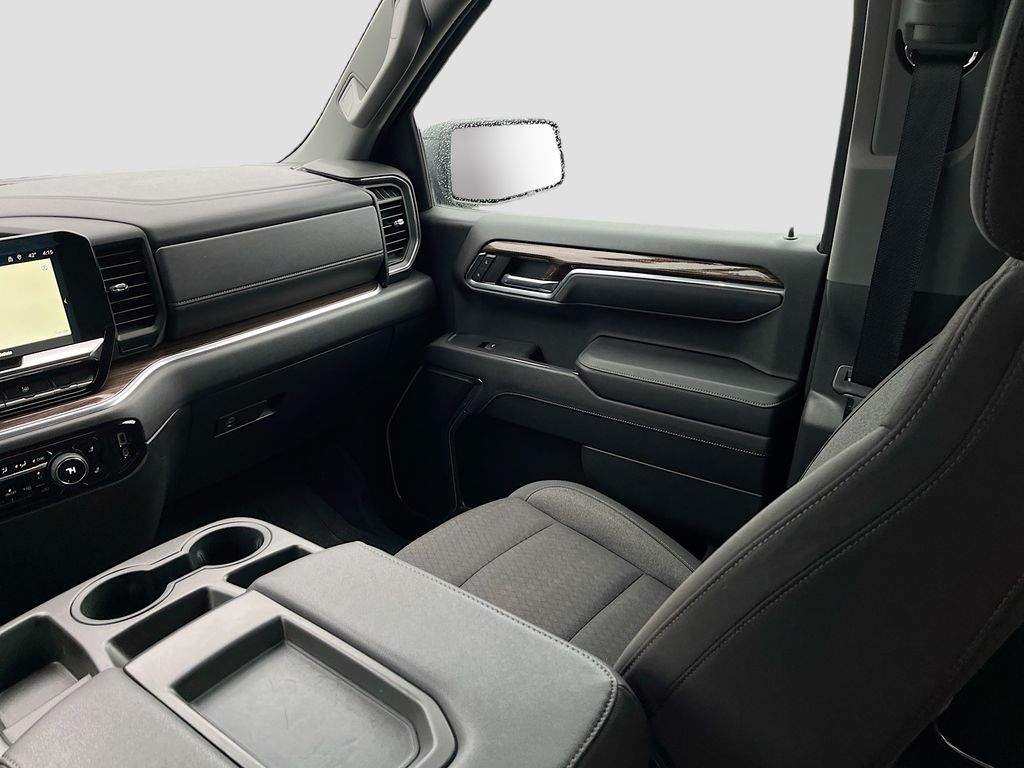 Used 2023 Black Chevrolet RST image 21