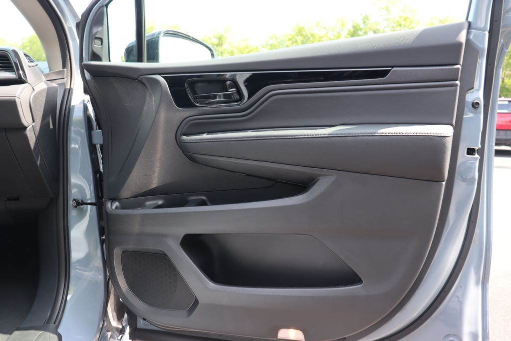 Thumbnail: 2026 Honda Odyssey - 21