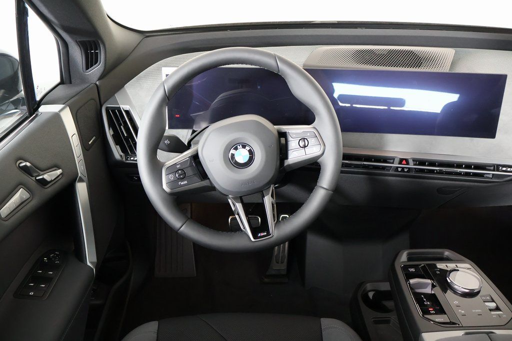 Thumbnail: 2026 BMW iX - 3