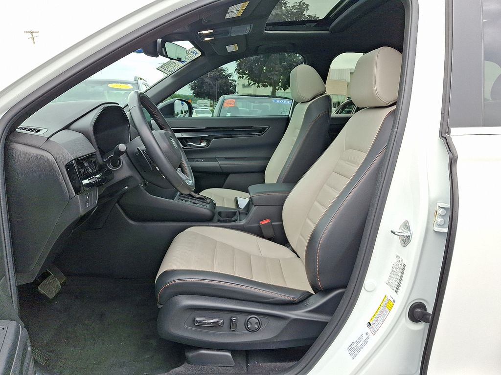 Thumbnail: 2023 Honda CR-V - 14