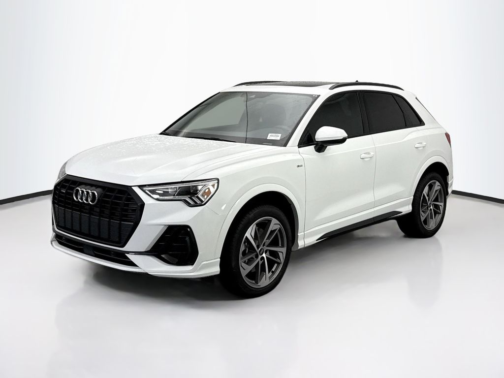 Thumbnail: 2025 Audi Q3 - 1
