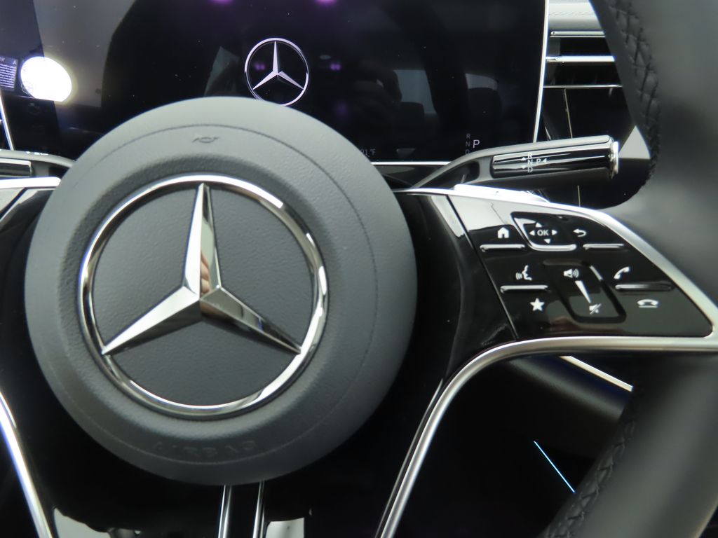 Thumbnail: 2026 Mercedes-Benz E-Class - 12