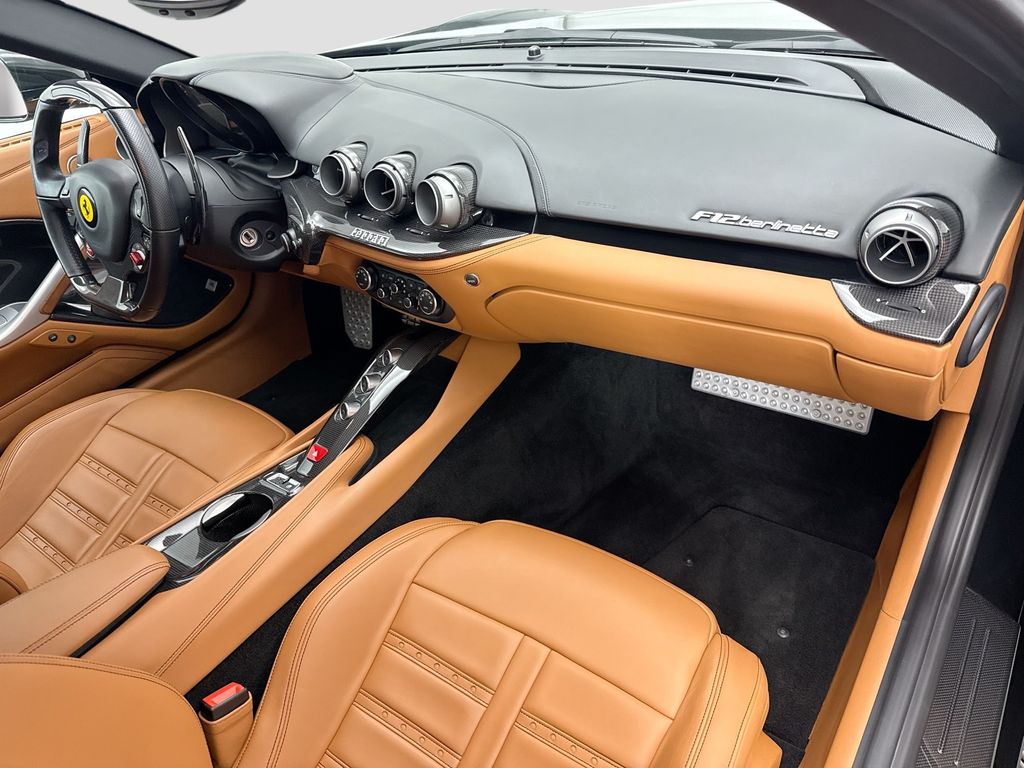 Thumbnail: 2014 Ferrari F12 - 15