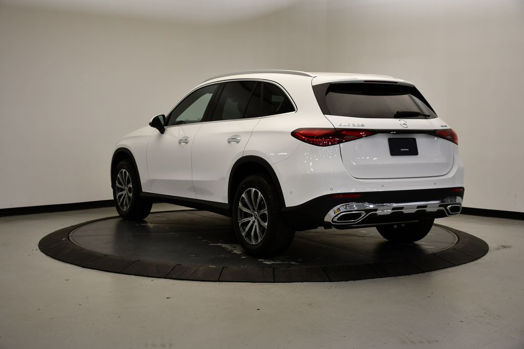 Thumbnail: 2026 Mercedes-Benz GLC - 3