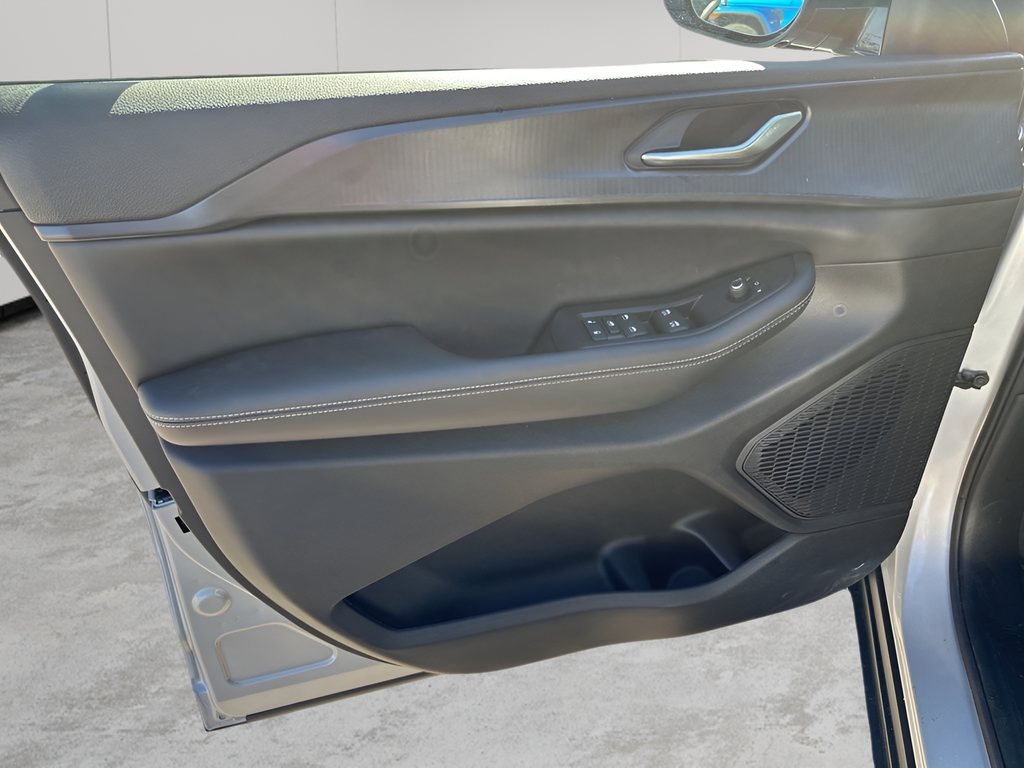 New Car 2025 Jeep Grand Cherokee  For Sale Under $50,000 In Austin, Texas