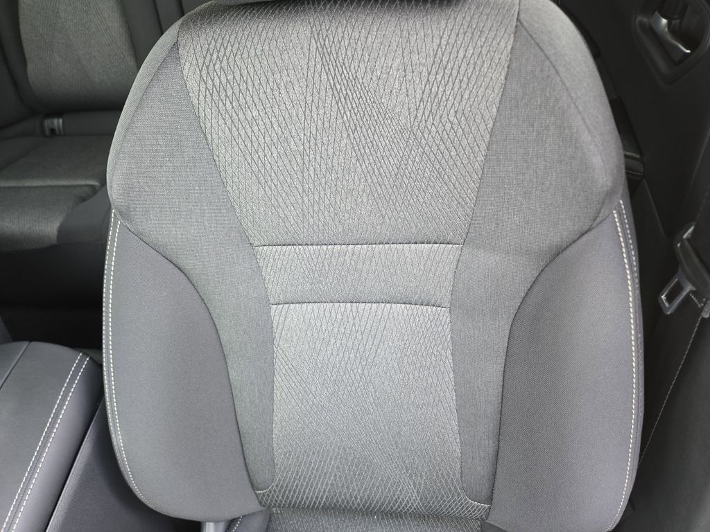 2026 Nissan Rogue SV - 8