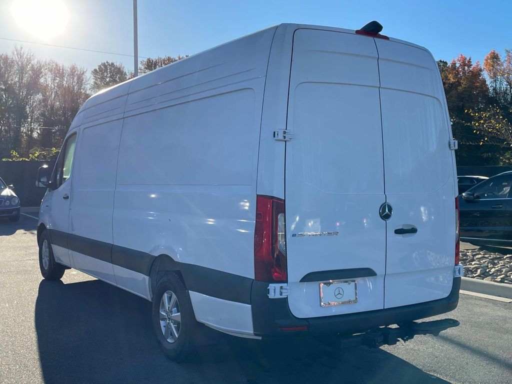 2024 Mercedes-Benz Sprinter 2500 7