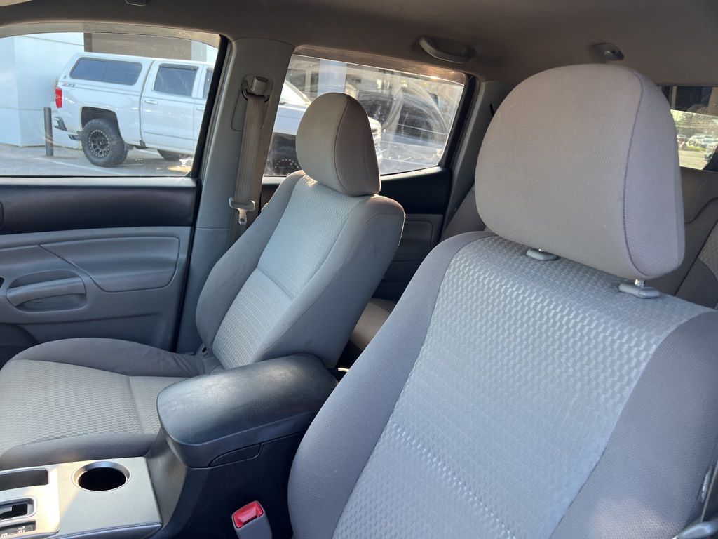 2014 Toyota Tacoma PreRunner photo 9