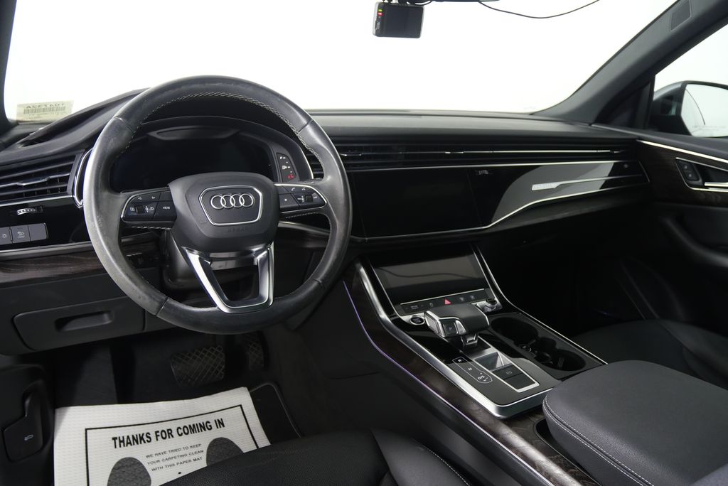 Thumbnail: 2021 Audi Q8 - 20