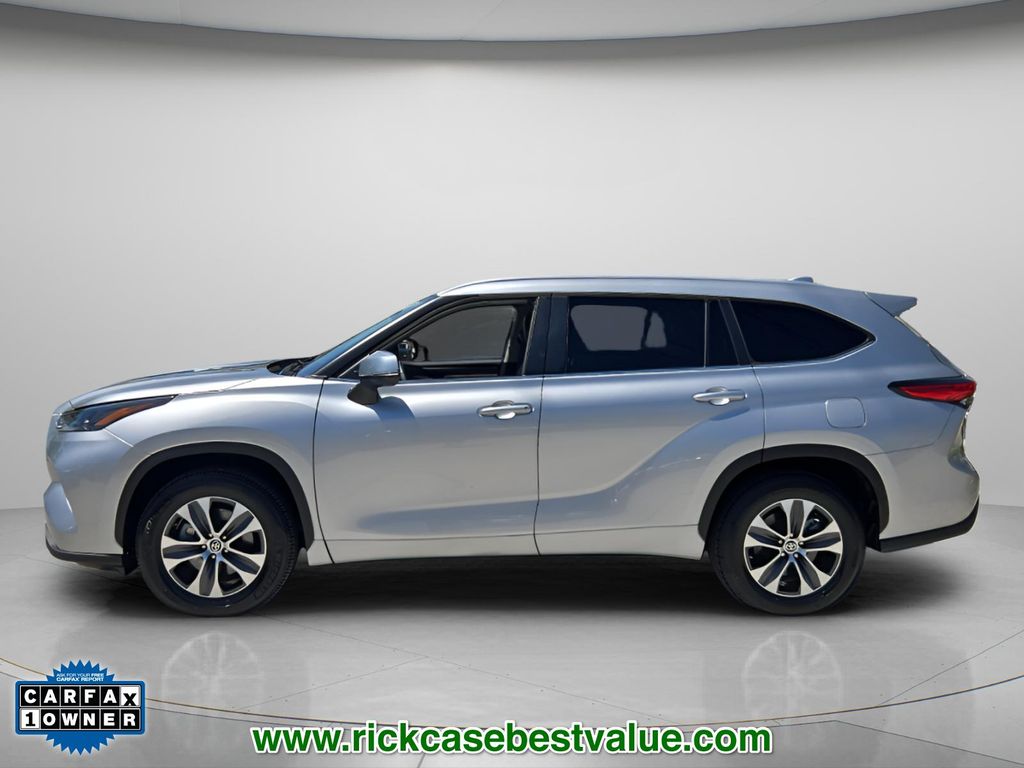2023 Toyota Highlander - $34,990