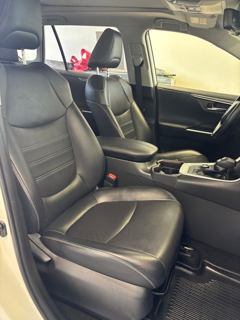 Used 2019 Toyota RAV4 SUV