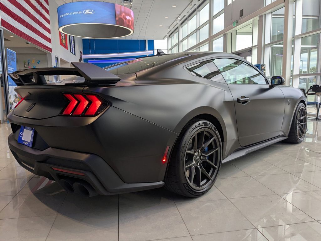 2025 Ford Mustang Dark Horse Fastback