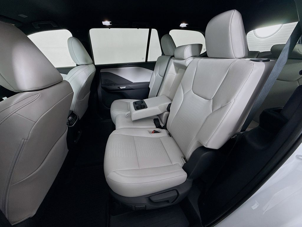 Thumbnail: 2026 Lexus TX - 25