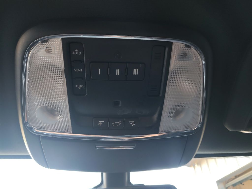 Used Car 2015 Jeep Grand Cherokee  Altitude For Sale Under $12,000 In Austin, Texas