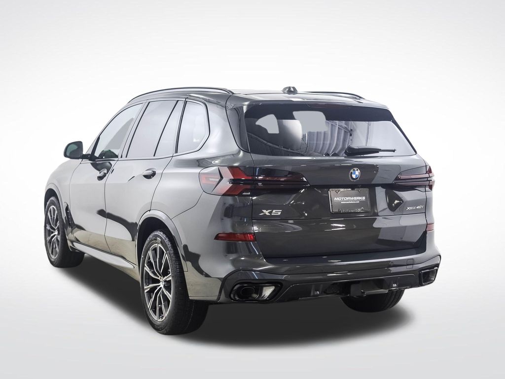 Thumbnail: 2026 BMW X5 - 3