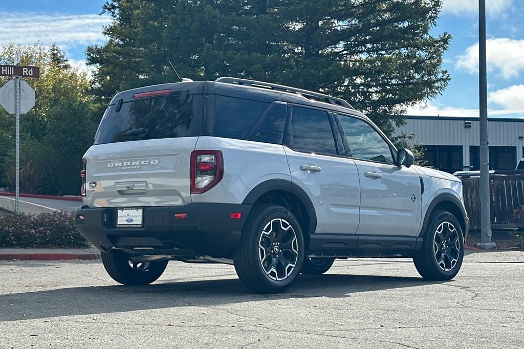 New 2026 White Ford Outer Banks image 4