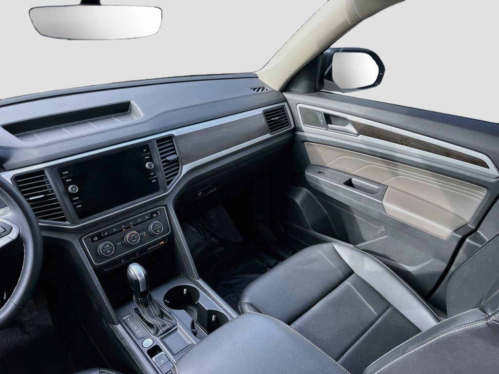 2021 Volkswagen Atlas 3.6L V6 SE w/Technology Gray at Bravo Nissan