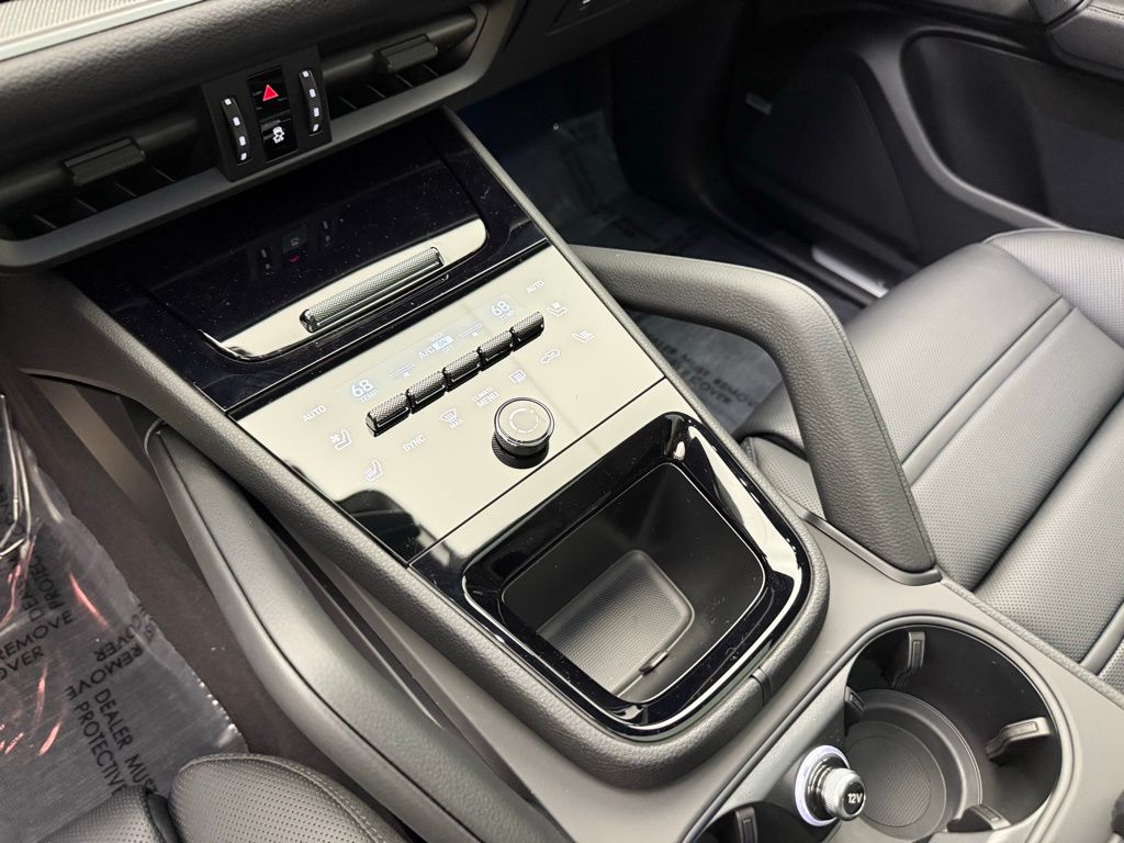 Thumbnail: 2026 Porsche  - 16