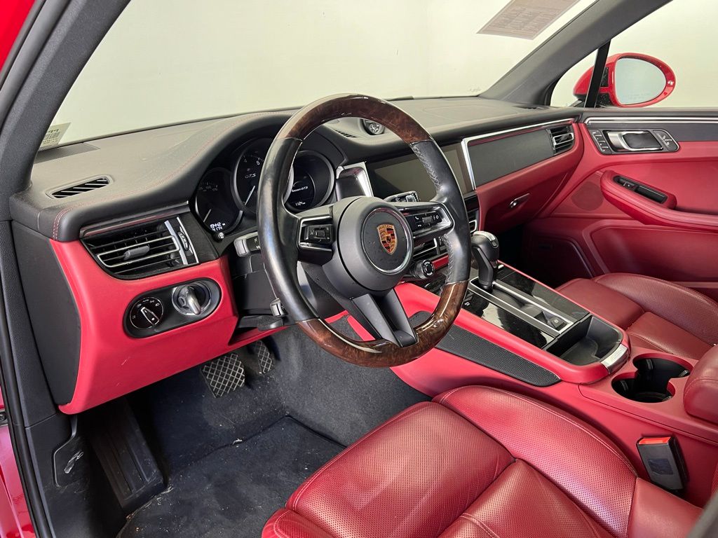 Thumbnail: 2022 Porsche Macan - 4