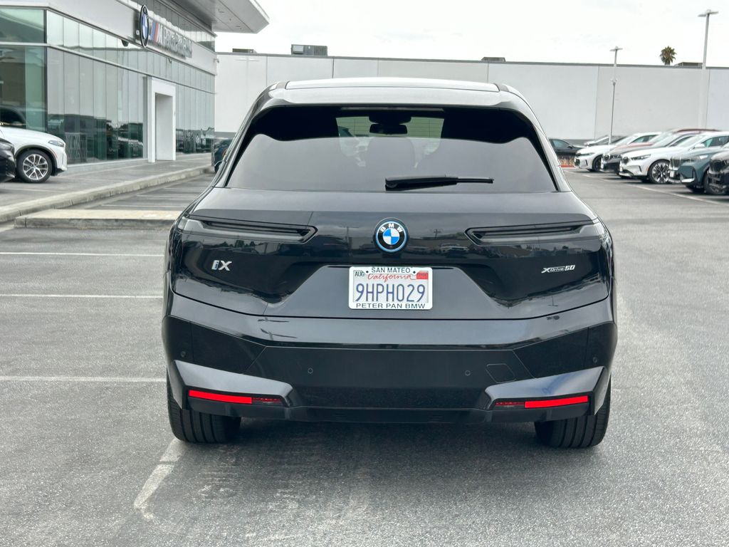 Thumbnail: 2024 BMW iX - 4