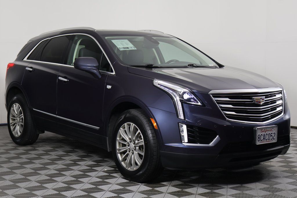 Thumbnail: 2018 Cadillac XT5 - 3