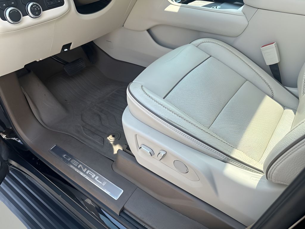 Used Car 2021 Gmc Yukon Xl  Denali For Sale In Austin, Texas