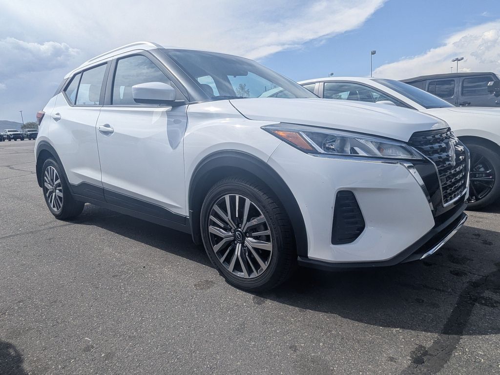 Used 2023 Nissan Kicks SUV