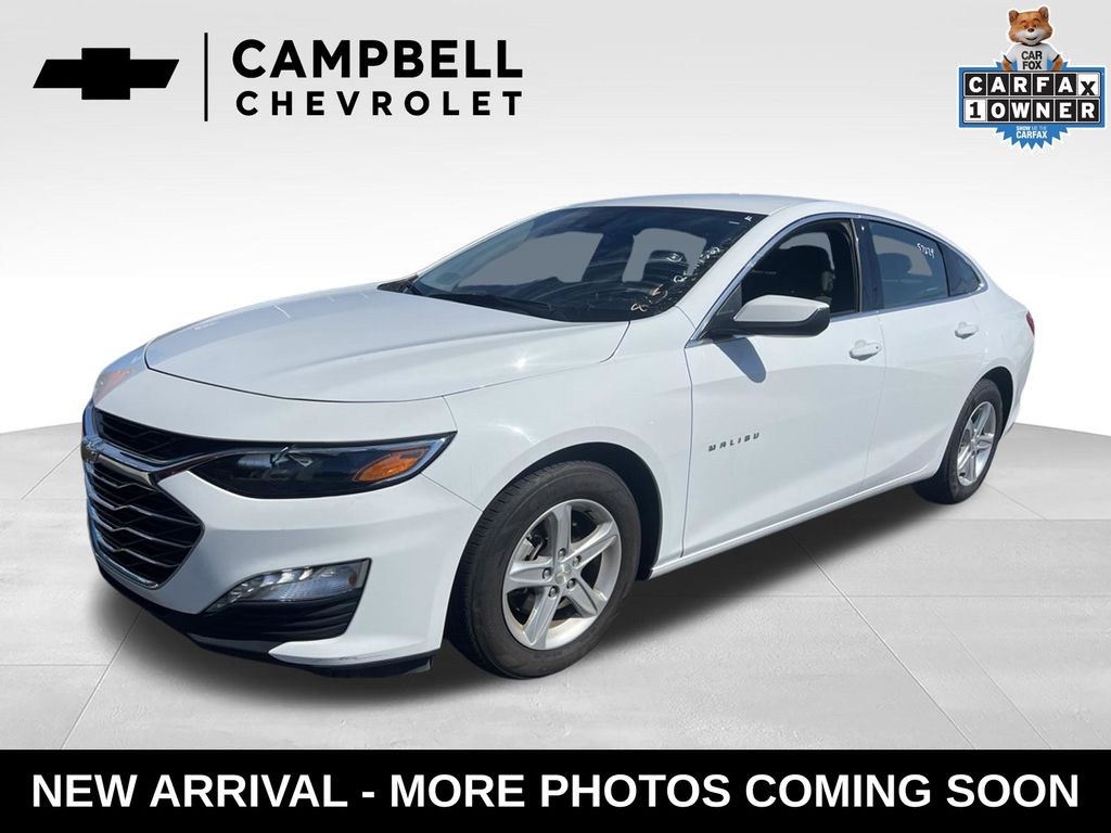 Summit White 2024 Chevrolet Malibu Sedan Front-Wheel Drive Continuously Variable Transmission