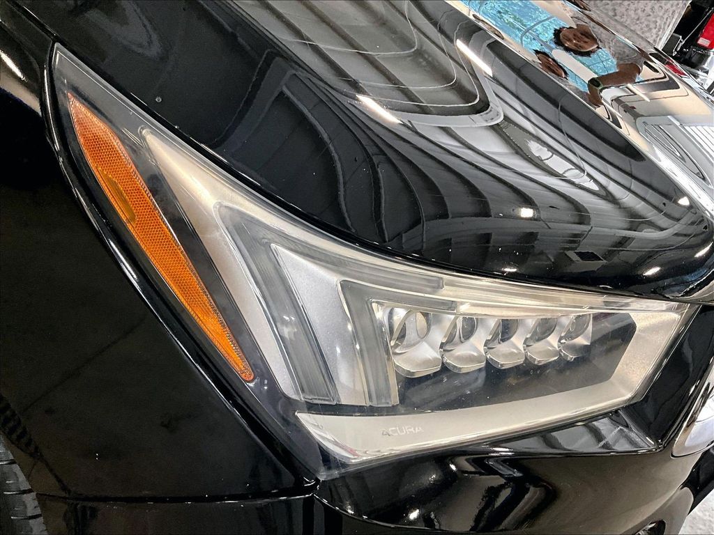 2017 Acura MDX — photo 34