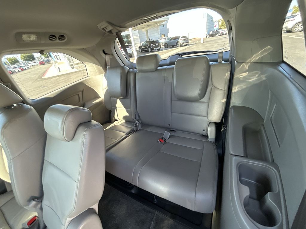 Thumbnail: 2016 Honda Odyssey - 23
