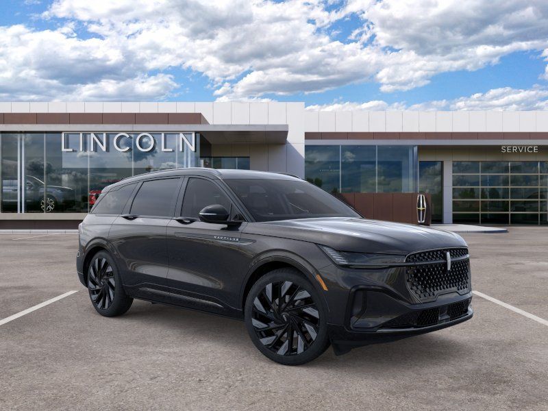 Thumbnail: 2026 Lincoln Nautilus - 7