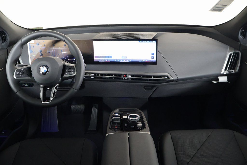2025 BMW iX xDrive50 4