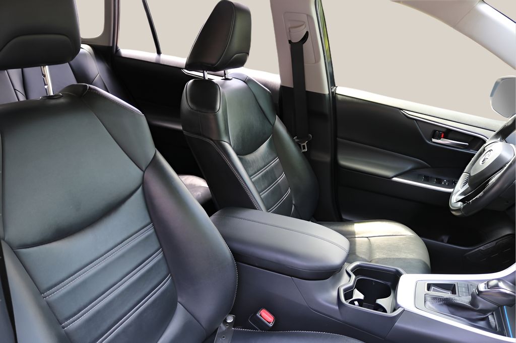 Used Car 2019 Toyota Rav4  Xle Premium For Sale Under $25,000 In Austin, Texas